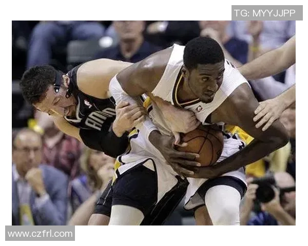 霍华德与希伯特的巅峰对决:谁能在篮球历史中留下更深的印记